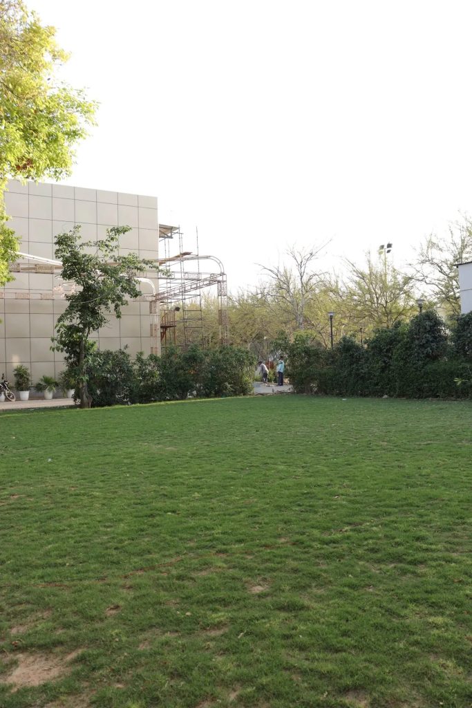 Main lawn by day